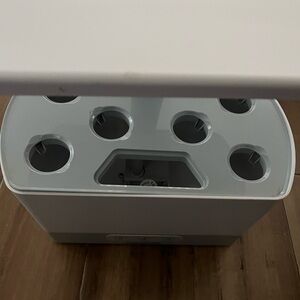 listing-status-banner